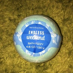 Bath & Body Works Bath Fizzy